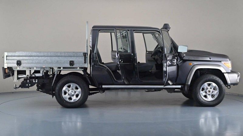 TOYOTA LANDCRUISER 70 SERIES GXL 202262932714381569113