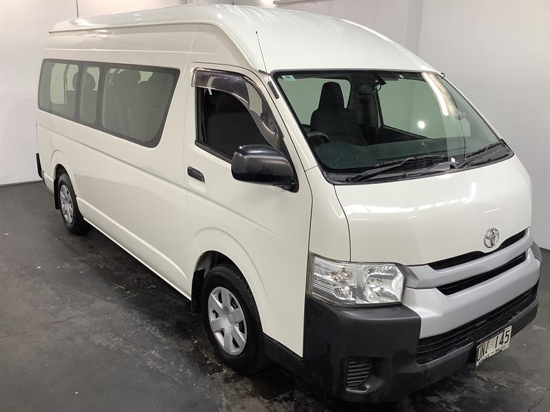 2015 Toyota HiAce KDH223R MY15 Commuter White 4 Speed Automatic Bus62936657070722110