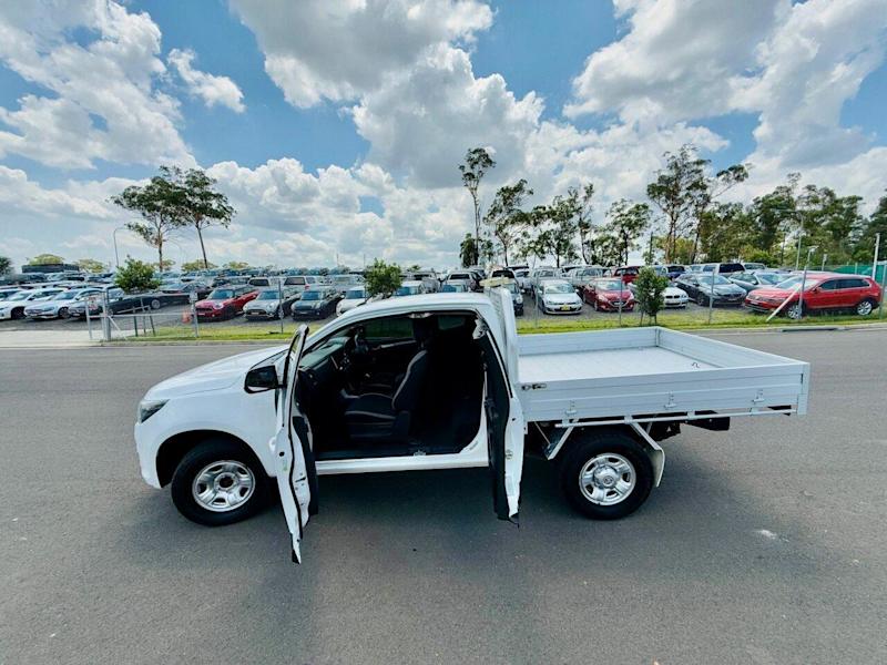 2017 Holden Colorado RG MY18 LS (4x4) White 6 Speed Manual Crew Cab Pickup62882772785922113