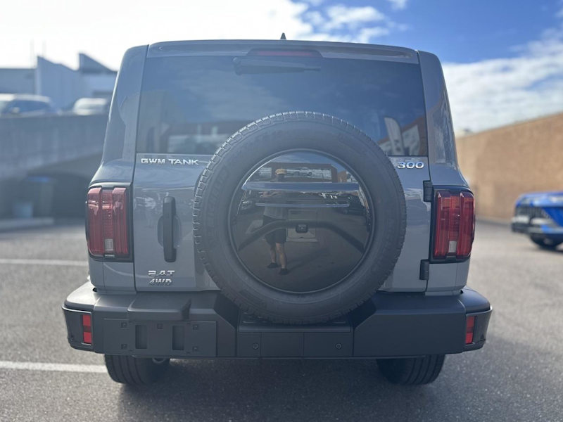 2025 GWM Tank 300 P01 Ultra Hybrid Fossil Grey 9 Speed Automatic Wagon62882730265091114