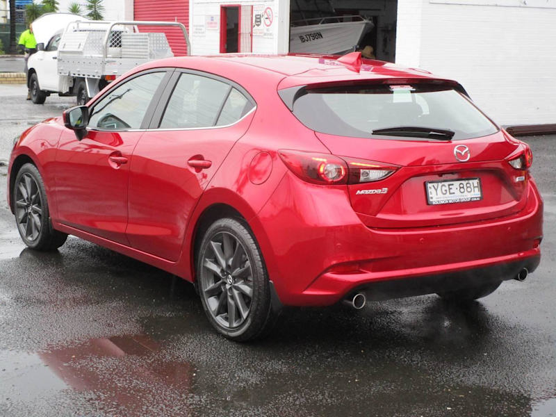 2016 Mazda 3 BN MY17 SP25 Astina Soul Red 6 Speed Automatic Hatchback62937625455491113
