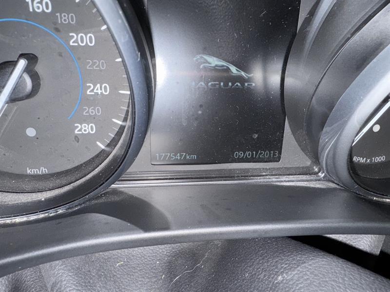 2016 Jaguar XE Prestige Black 8 Speed Automatic Sedan62882737193859111