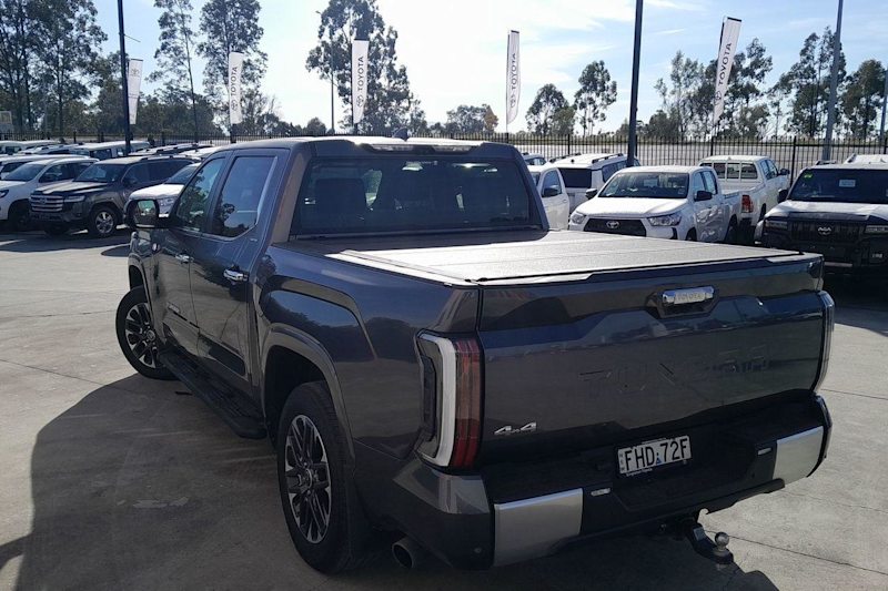 2023 Toyota Tundra Vxkh75L Limited Graphite Automatic Utility62936659943297112