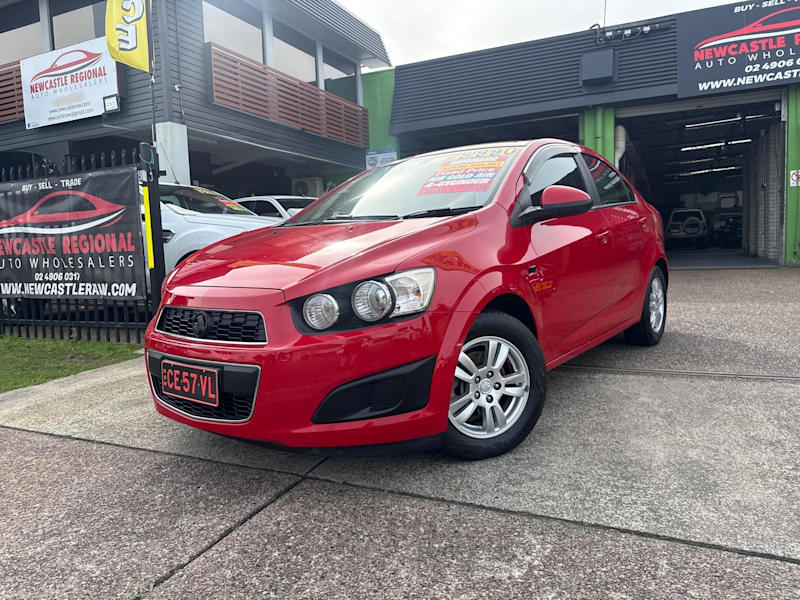 2015 Holden Barina TM MY15 CD Red 6 Speed Automatic Sedan62935687227137110