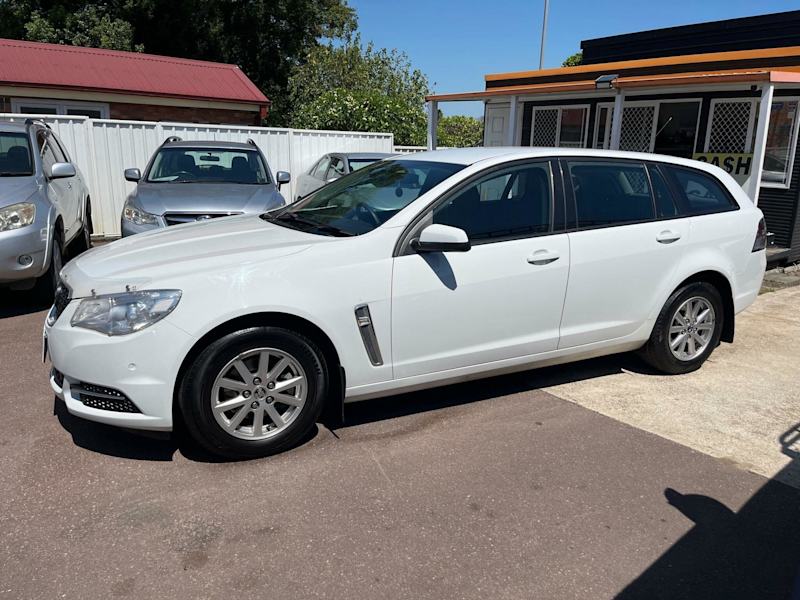 2014 Holden Commodore EVOKE VF White Automatic Wagon62886406882691114