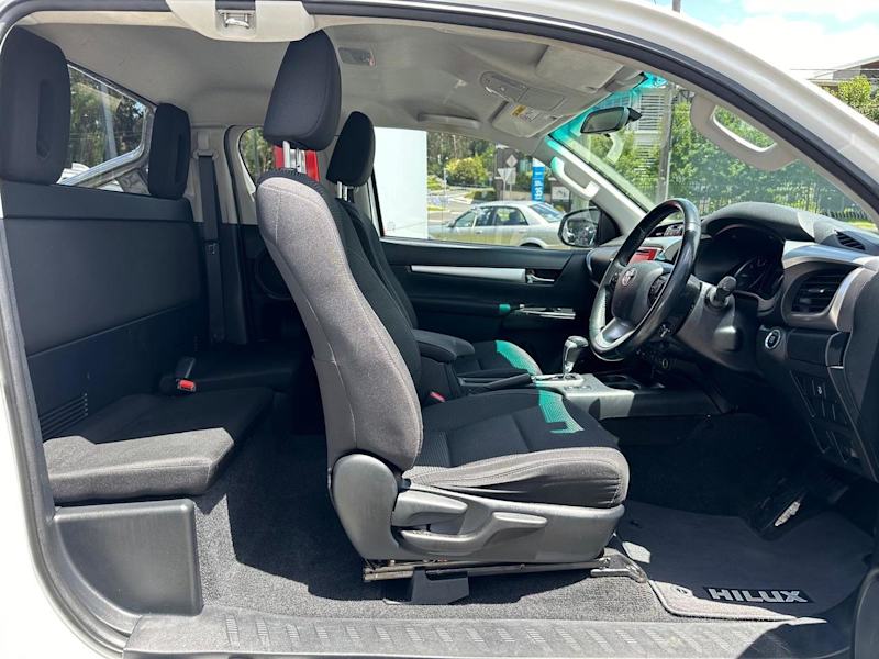 2018 Toyota Hilux GUN126R SR5 Extra Cab White 6 Speed Sports Automatic Utility62933709071489111