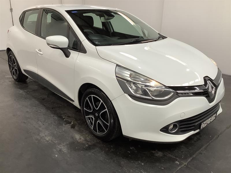 2015 Renault Clio X98 Expression White 5 Speed Manual Hatchback62936662300291110