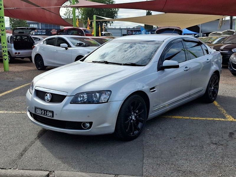 2010 Holden Calais VE MY10 V Silver, Chrome 6 Speed Sports Automatic Sedan62934697669505112
