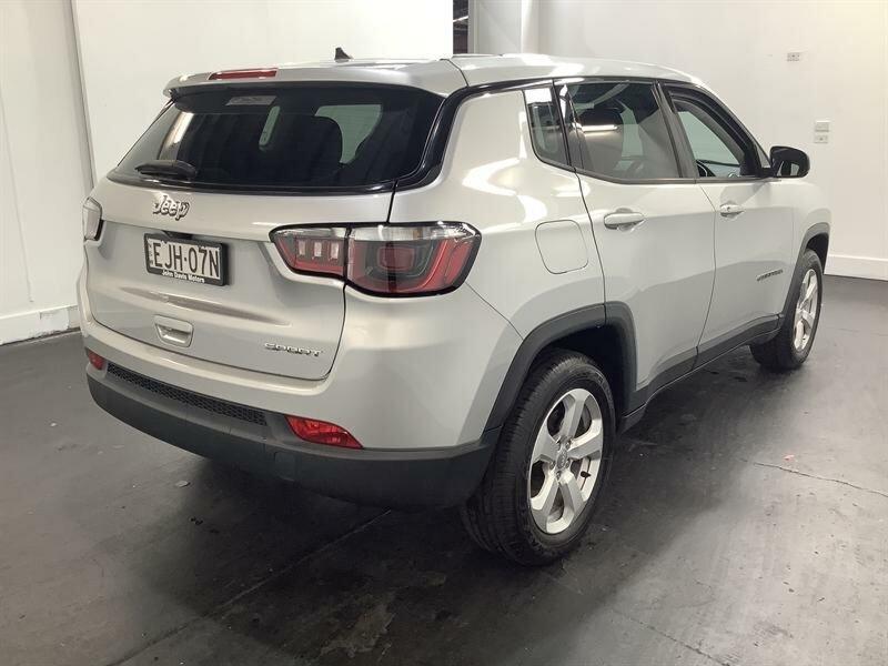 2018 Jeep Compass M6 MY18 Sport (FWD) Silver 6 Speed Manual Wagon62933710564994113