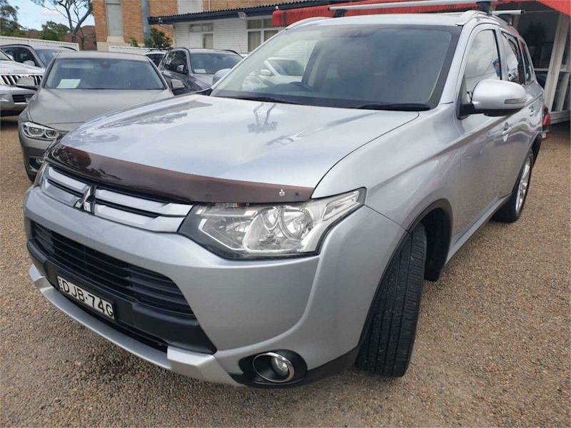 2014 Mitsubishi Outlander ZJ MY14.5 LS (4x2) Silver Continuous Variable Wagon62882767132674112