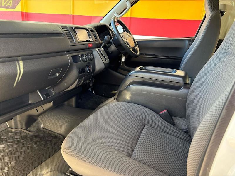 2017 Toyota HiAce KDH201R MY16 LWB White 4 Speed Automatic Van62934699092483113