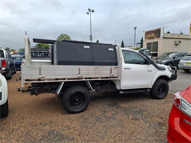 2017 Toyota Hilux GUN126R SR (4x4) White 6 Speed Automatic Cab Chassis62936662350339114