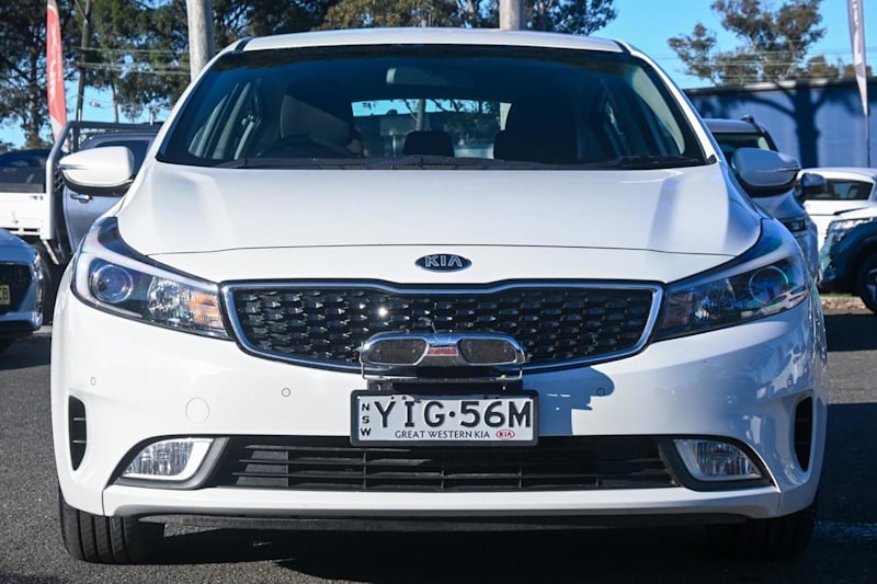 2018 Kia Cerato YD MY18 S White 6 Speed Sports Automatic Hatchback62935690557826113