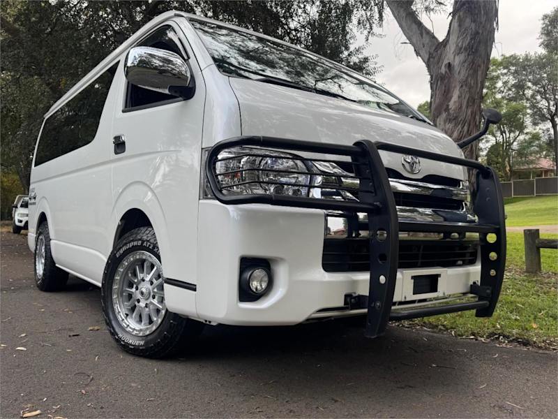 2016 Toyota HiAce TRH219R UPGRADE MY16 2016 GL 10 Seater 4WD 4WD GL 10 seater widebody White 6 Speed62933712062211111