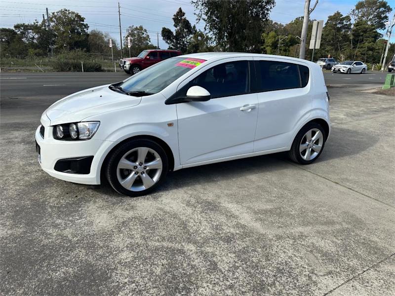 2012 Holden Barina TM MY13 CD White 6 Speed Automatic Hatchback62937622523265113