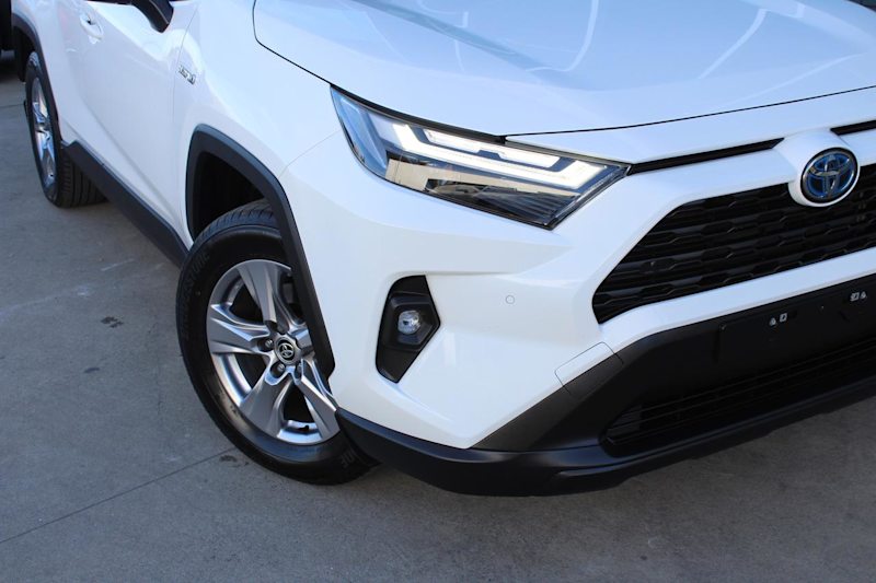 2023 Toyota RAV4 Glacier White Wagon62882765395842111