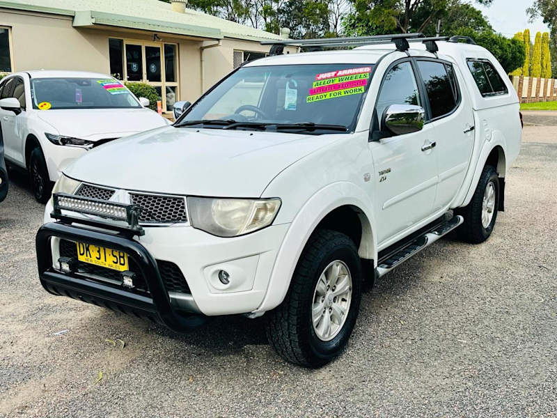 2012 Mitsubishi Triton MN MY12 GLX-R Double Cab White 5 Speed Sports Automatic Utility62882729159041112