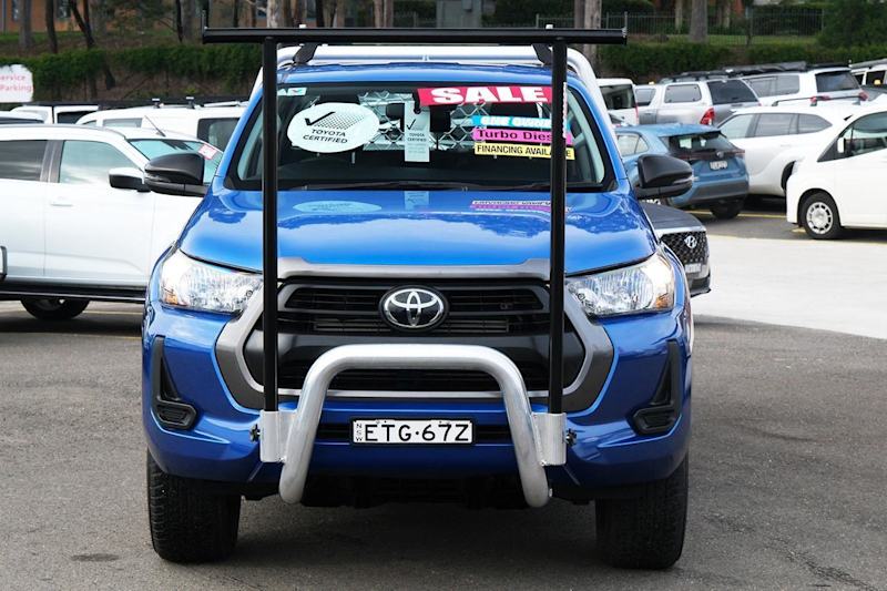 Hilux 4x4 SR 2.8L T Diesel Automatic Double Cab C/C 2U76980 00162936663894914113