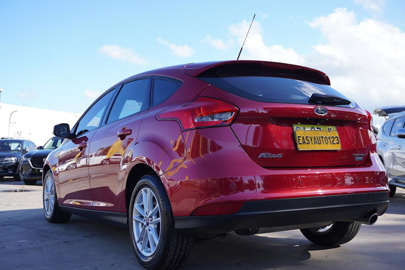 2016 Ford Focus LZ Trend Red 6 Speed Automatic Hatchback62936663220354112