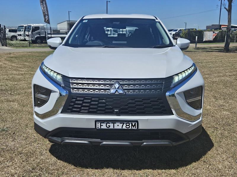 2023 Mitsubishi Eclipse Cross YB MY24 ES 2WD White 8 Speed Constant Variable Wagon62934696043522113