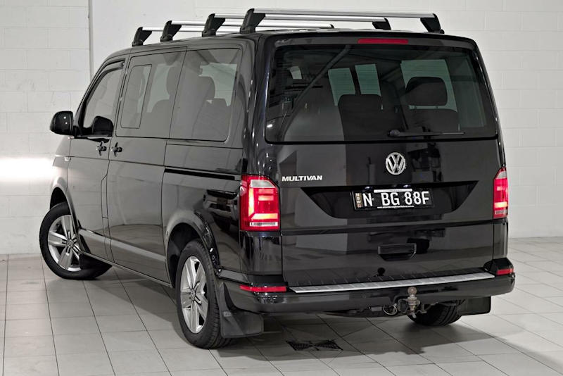 2020 Volkswagen Multivan T6.1 MY20 TDI340 SWB DSG Comfortline Premium Black 7 Speed62885350130690111