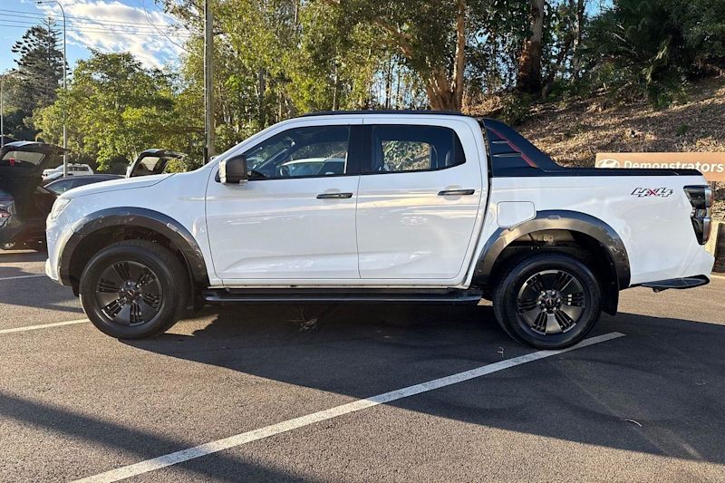 2022 Isuzu D-MAX RG MY22.75 X-TERRAIN Crew Cab White 6 Speed Sports Automatic Utility62936660741249114
