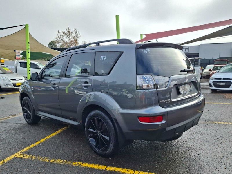 2011 Mitsubishi Outlander ZH MY12 LS 2WD Grey 5 Speed Manual Wagon62933707538305114