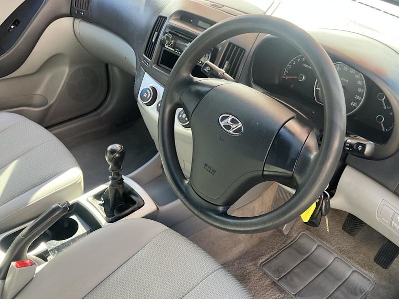 2006 Hyundai Elantra HD SX White 5 Speed Manual Sedan62935689238146113