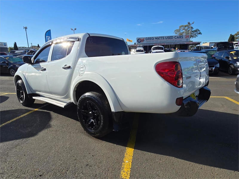 2013 Mitsubishi Triton MN MY13 GL-R (4x4) White 4 Speed Automatic Double Cab Utility62935690071683114
