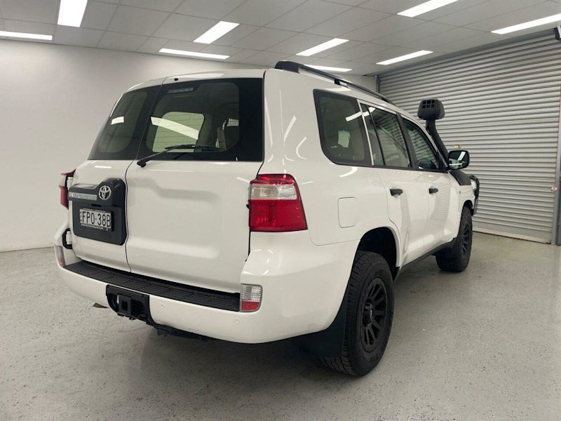 2020 Toyota Landcruiser VDJ200R GX White Sports Automatic SUV62936658326147112
