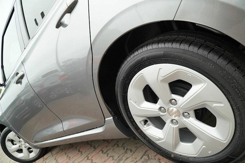 2024 Suzuki Swift UZ Hybrid Plus Premium Silver 1 Speed Constant Variable Hatchback62935689584131113