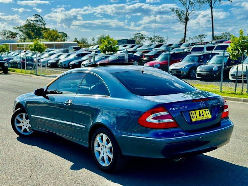 2004 Mercedes-Benz CLK320 C209 Avantgarde Blue 5 Speed Automatic Touchshift Coupe62882773279617112
