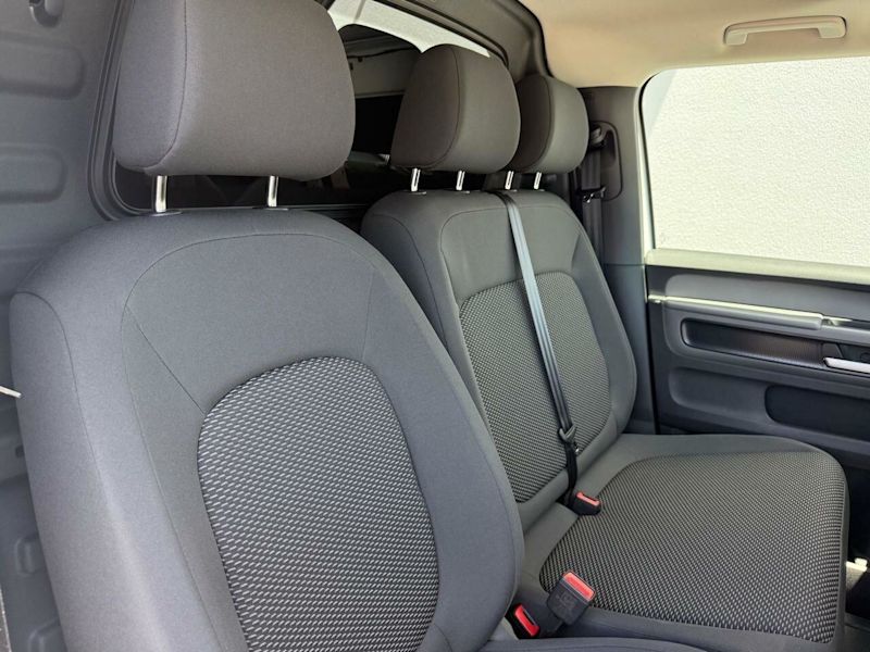 2024 Volkswagen ID. Buzz Cargo EBN MY25 BEV550 SWB Candy White 1 Speed Automatic Van62882736593794113
