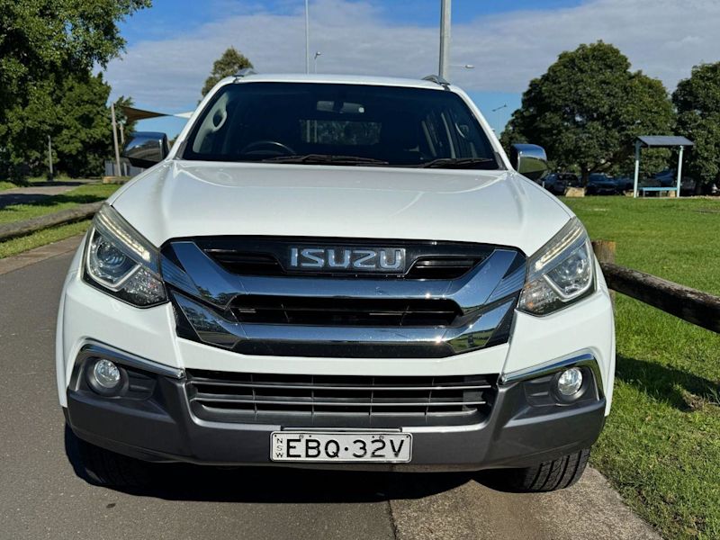 2019 Isuzu MU-X UC MY19 LS-T (4x2) White 6 Speed Auto Sequential Wagon62882768154627111