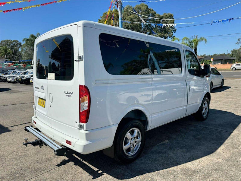 2015 LDV V80 Low Roof SWB White 6 Speed Automated Manual Bus62933707984001113