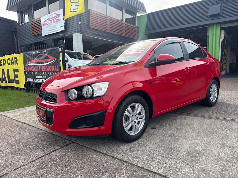 2015 Holden Barina TM MY15 CD Red 6 Speed Automatic Sedan62935687227137113
