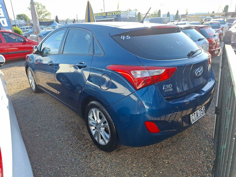 2014 Hyundai i30 GD2 MY14 Trophy Blue 6 Speed Manual Hatchback62935690885122114