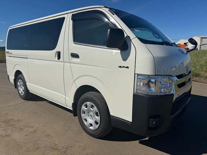 2022 TOYOTA 4WD HIACE LWB 4X4, diesel, auto629366597075231110