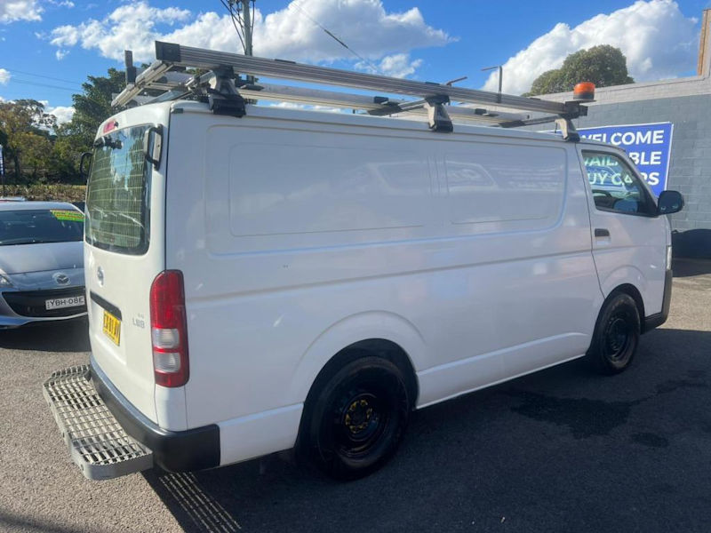 2017 TOYOTA HIACE LWB VAN, AUTOMATIC, DIESEL , REGO , WARRANTY, JUST SERVICED !!!62934705529730113