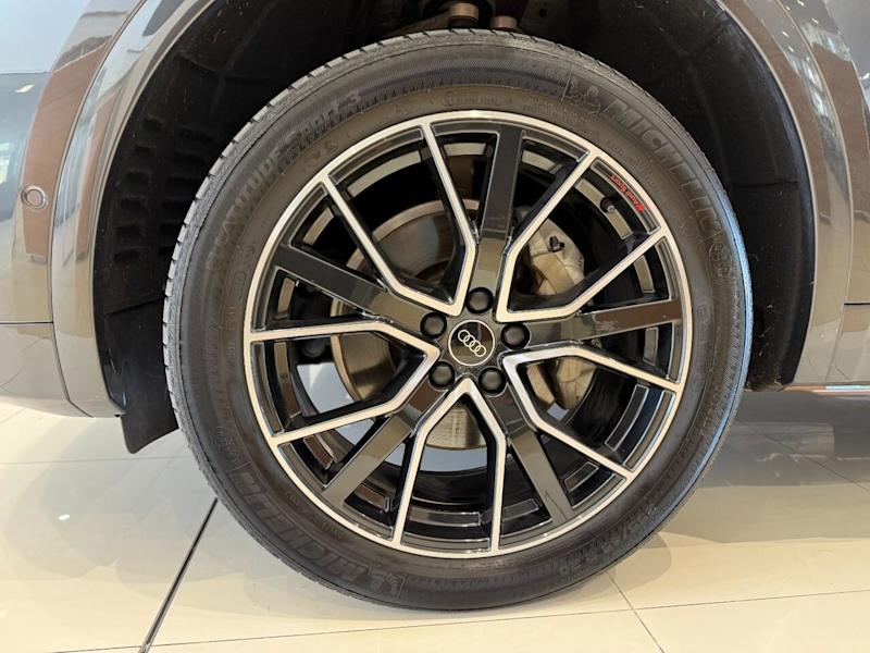 2023 Audi Q5 FY MY23 40 TDI S Tronic Quattro Ultra Grey 7 Speed Sports Automatic Dual Clutch Wagon62935690980481113