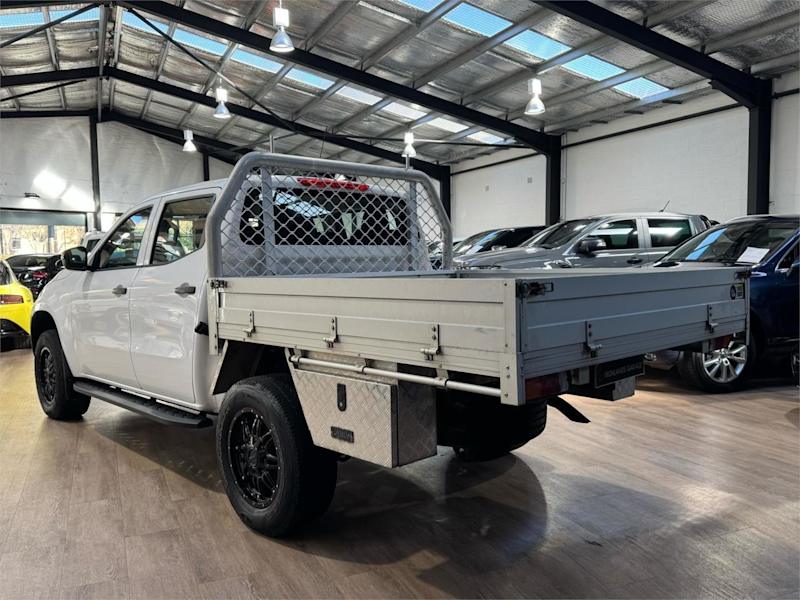 2019 Mercedes-Benz X-Class 470 X220d 2WD Pure White 6 Speed Manual Cab Chassis62935681894658113