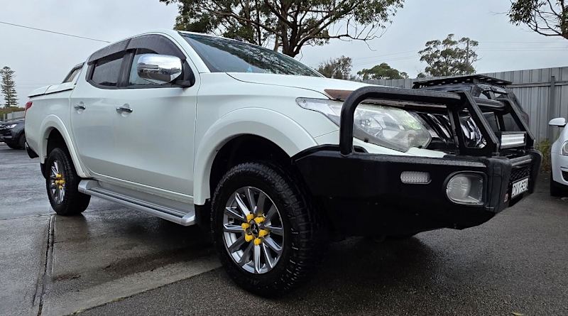 2017 Mitsubishi Triton MQ MY17 GLS Double Cab White 5 Speed Sports Automatic Utility62939538564737114