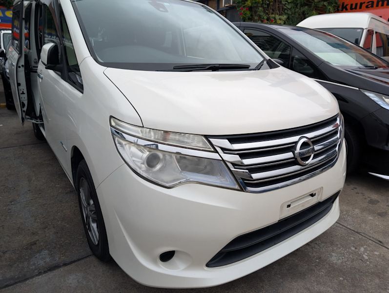 2013 NISSAN SERENA hybrid 8 seats 62886406452995110