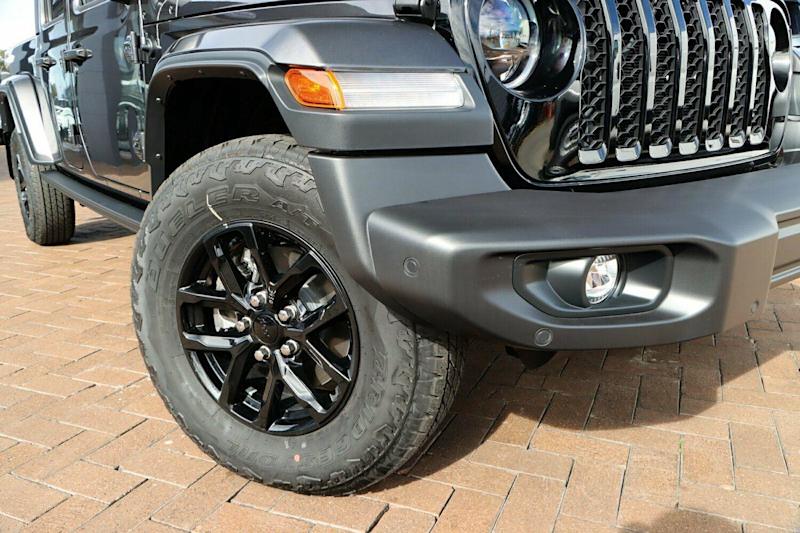 2023 Jeep Gladiator JT MY23 Night Eagle Pick-up Granite Crystal 8 Speed Automatic Utility62882726299907111
