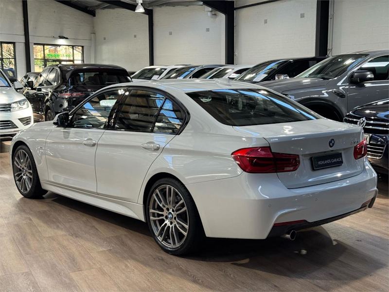 2015 BMW 3 Series F30 LCI 318i M Sport Alpine White 8 Speed Sports Automatic Sedan62935682683266113