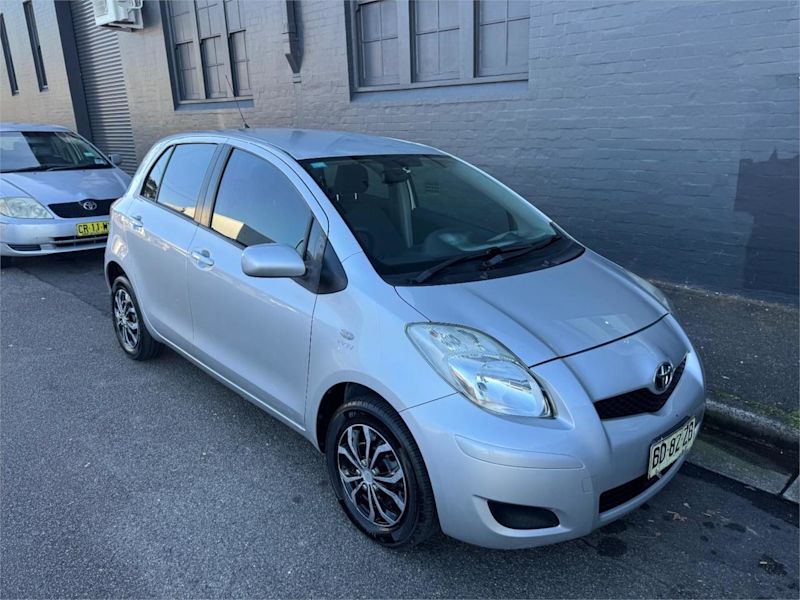 2009 Toyota Yaris NCP90R 08 Upgrade YR Silver, Chrome 5 Speed Manual Hatchback62934704356866110