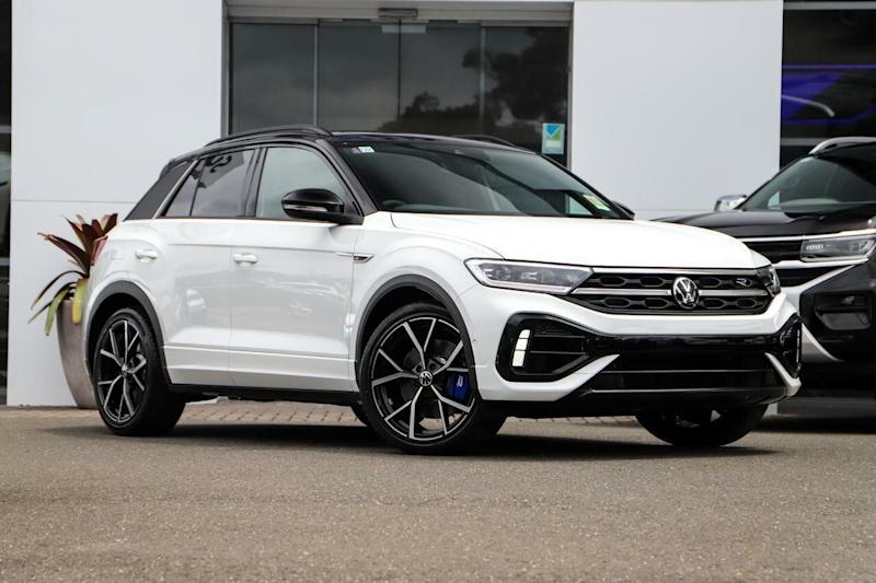 2024 Volkswagen T-ROC D11 MY24 R DSG 4MOTION Pure White/Black Roof 7 Speed62932713311361110