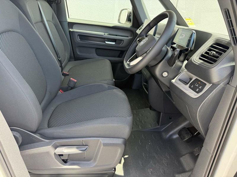 2024 Volkswagen ID. Buzz Cargo EBN MY25 BEV550 SWB Candy White 1 Speed Automatic Van62882736593794114