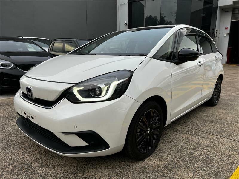 2021 Honda Fit HOME White Automatic Hatchback62882767760770114