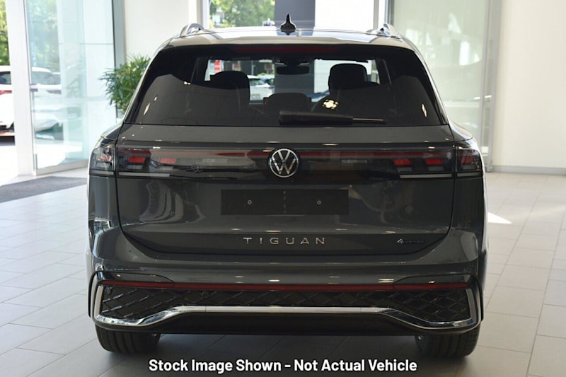2025 Volkswagen Tiguan CT MY25 195TSI R-Line DSG 4MOTION Persimmon Red Premium Metallic 7 Speed62933704516866114